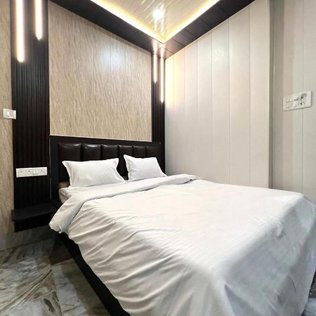 Durga P Guest House Near Harishchandra Ghat Varanasi Exterior foto